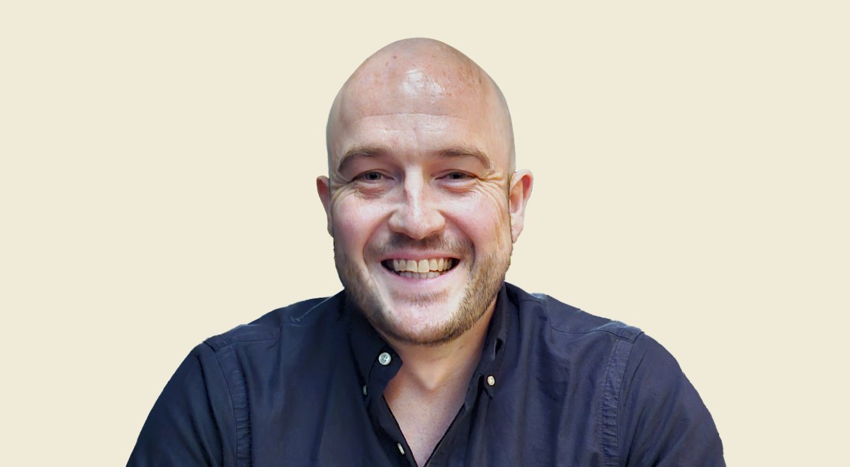 Dr Simon McKenzie-Nickson
